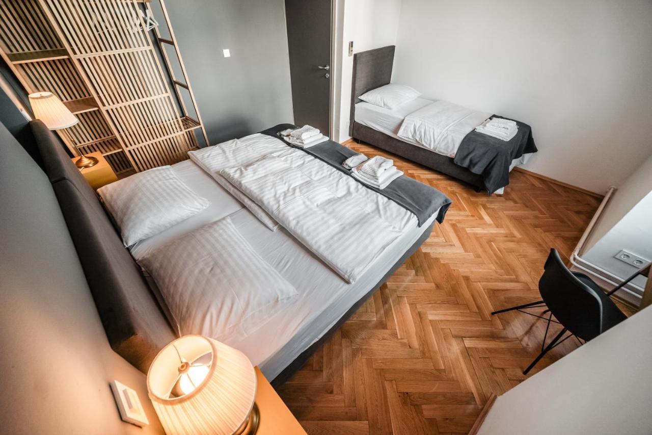 Lux Apartments Загреб Экстерьер фото